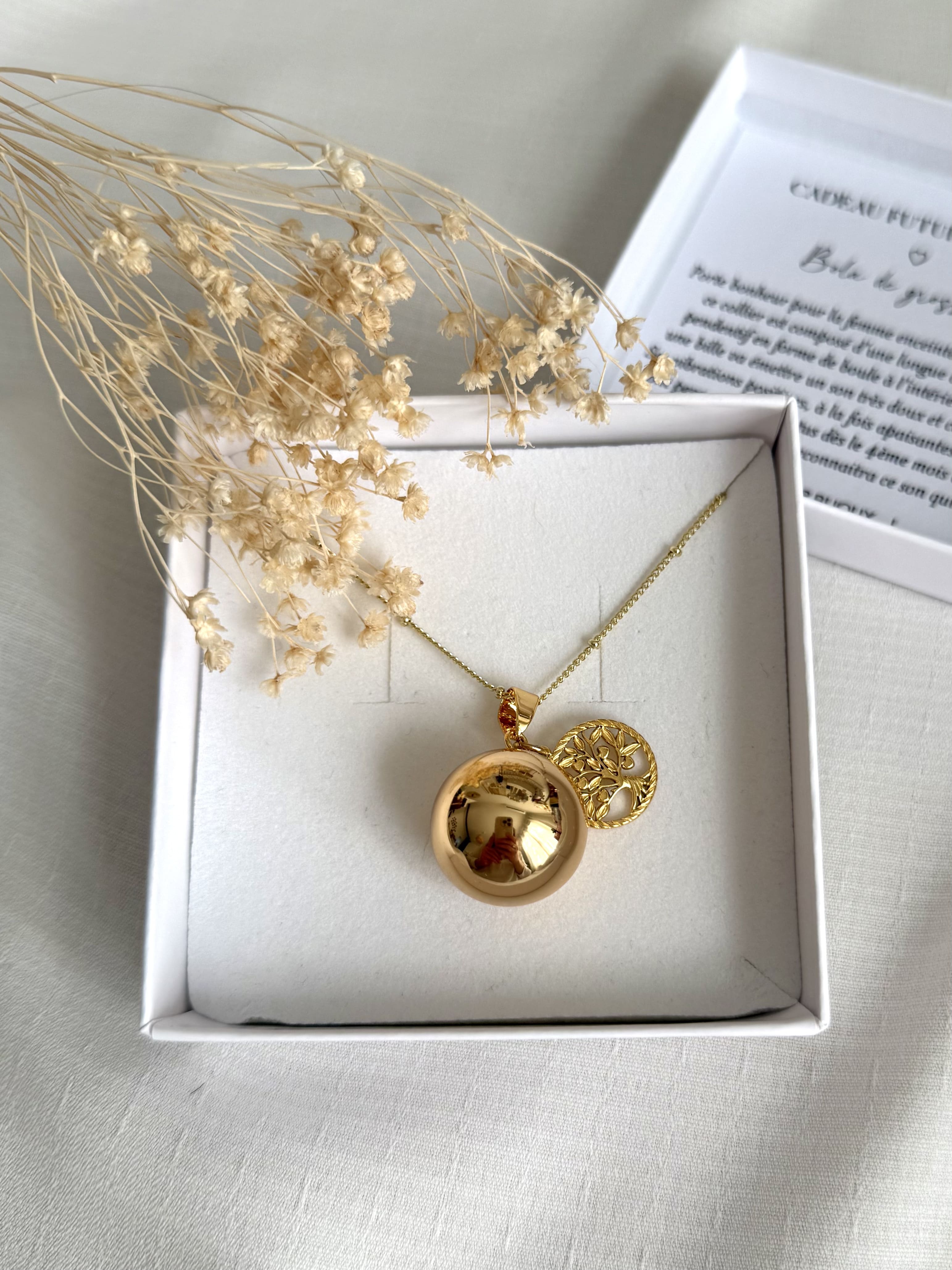 Bola de grossesse doré arbre de vie